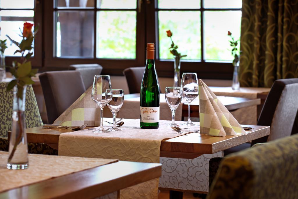 Weinhotel Sonnenschein Ernst Zewnętrze zdjęcie
