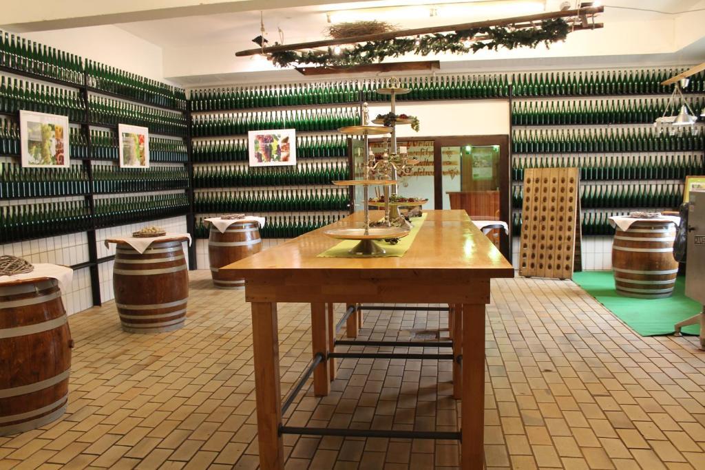 Weinhotel Sonnenschein Ernst Zewnętrze zdjęcie